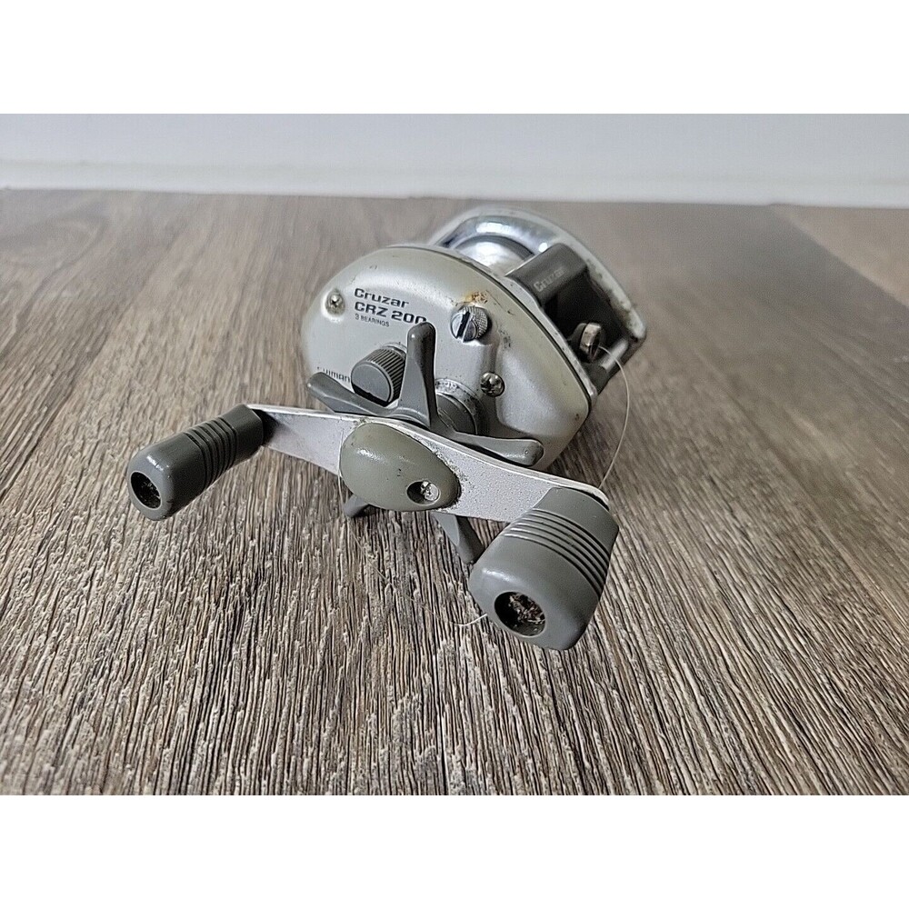 Shimano Cruzar CRZ 200 Fishing Reel 3 Bearing - PARTS OR REPAIR